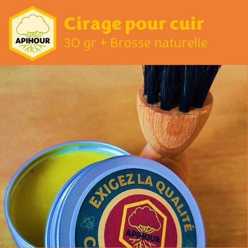 cirage_cuir_avec_brosse